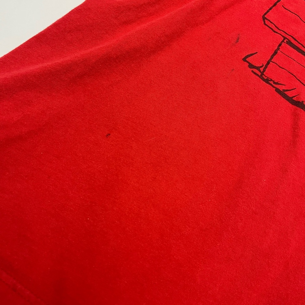 Peanuts Snoopy T-Shirt Sz M Red Chill Doghouse Cartoon Novelty Retro TV Shows - Picture 7 of 11